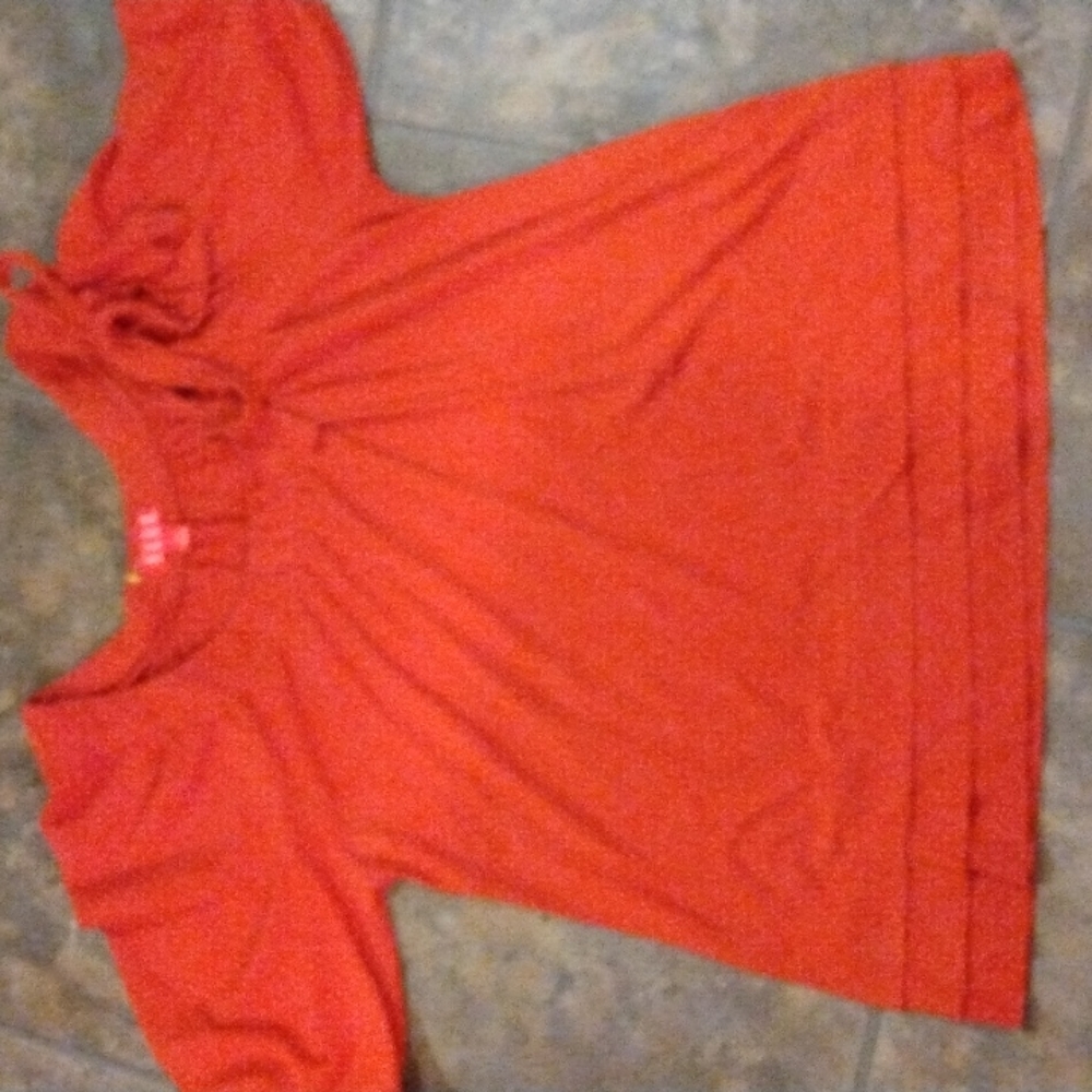 Elle women's top